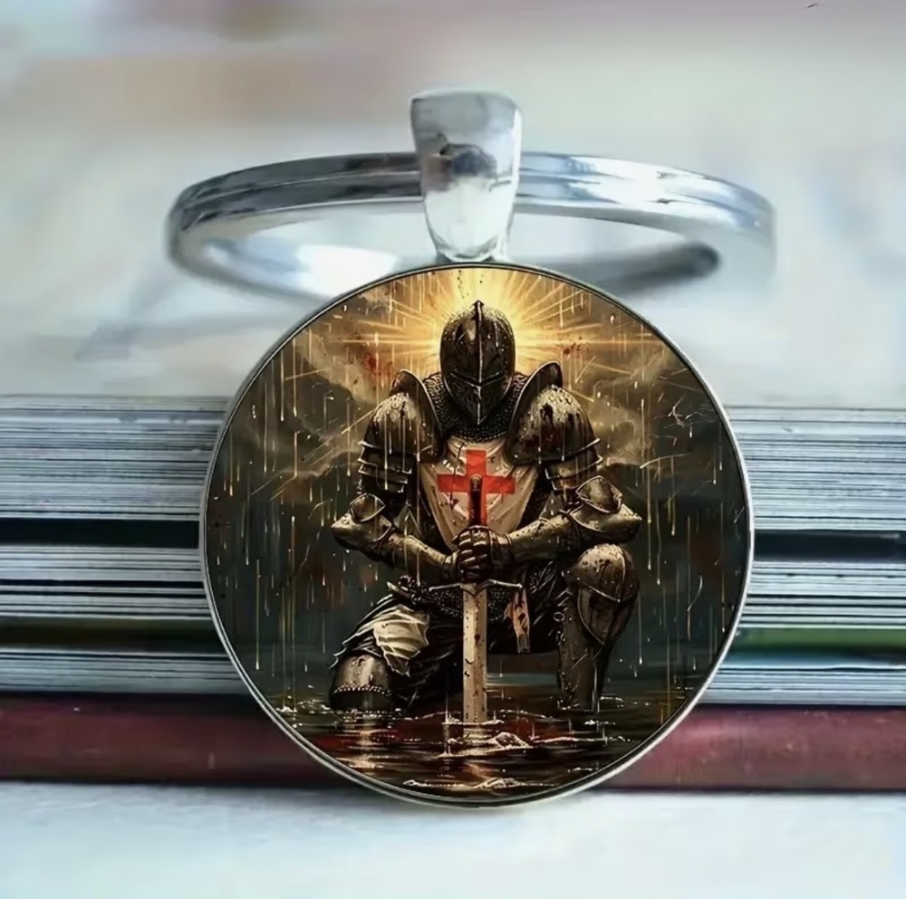 3/$25 Knight Templar Medieval Warrior Keychain NEW